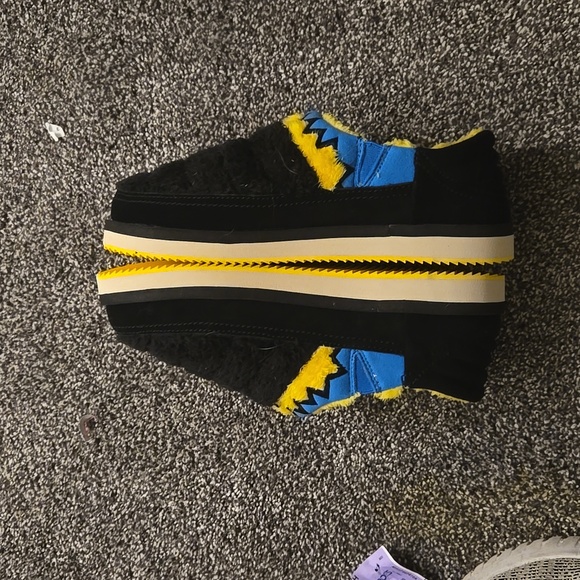 Sanuk grateful dead slide on shoes - Picture 2 of 3